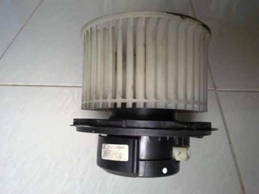 ขายมอเตอร์พัดลมแอร์นิสสันทีด้า ขายมอเตอร์พัดลมแอร์นิสสันทีด้า