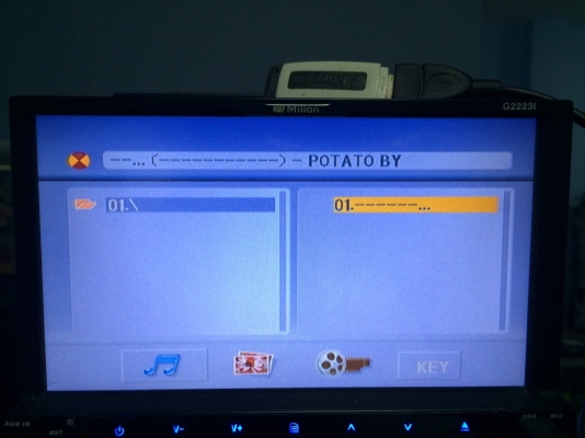 Milion D2223l จอ7นิ้ว USB IPOD BLUETOOTH SD CARD DVD VCD MP3 CD AUX จอทัชปรับจอไฟฟ้า ปุ่มสัมผัส ปรีเอ้า2ชุด ถอดหน้าจอได้ พร้อมรีโมท มือ2 ญี่ปุ่น