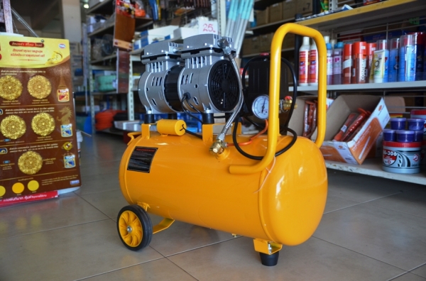 ปั๊มลม Oil-Free  30 ลิตร ETOP