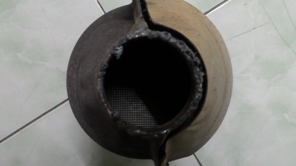 ขายท่อท่อนแคท Toyota Solona