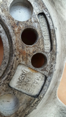 แม็ก2ชิ้นแท้ขอบ15x6 4/100