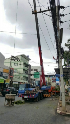 รถเครน25ตัน12ล้อ