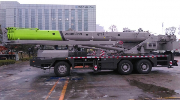 รถเครนสุดไฉไล