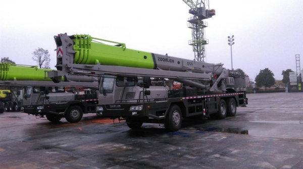 รถเครนสุดไฉไล