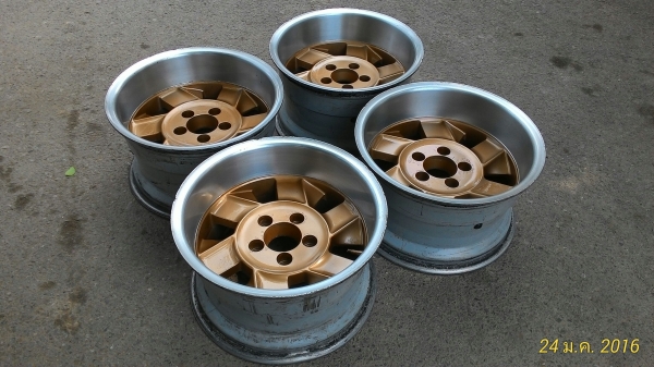 ขายล้อแม็กขอบ15 แนวเรโทร 4วง ราคาถูกๆๆ