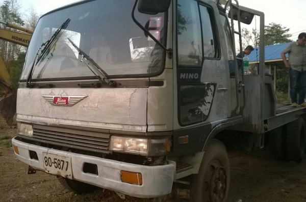 สิบล้อ 2เพา ท้ายลาก ฮีโน่ FM3H195แท้ สโลส 2เพา บรรทุกแม็คโค 200 สภาพดีเดิมๆพร้อมใช้งาน ทะเบียนพร้อมโอน