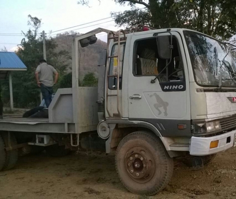 สิบล้อ 2เพา ท้ายลาก ฮีโน่ FM3H195แท้ สโลส 2เพา บรรทุกแม็คโค 200 สภาพดีเดิมๆพร้อมใช้งาน ทะเบียนพร้อมโอน