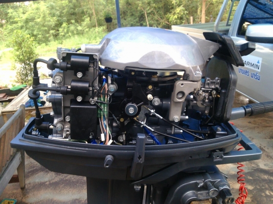 เครื่องยามาฮ่า 30แรง เหมือนใหม่ ใช้งานแค่ 3 ชม.น้ำจืดนะ เหมือนใหม่