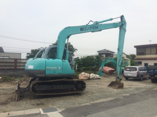 ขายรถแบคโฮเก่าญี่ปุ่น kobelco sk 60super บูมยาว10 เมตรมีใบมีดดันแทรก60cmสนใจติดต่อสอบถาม092-3309229 อีส