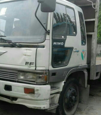 หกล้อ ฮีโน่ FF3H195 พื้นเรียบ ช่วงยาว7.20ม สภาพดีเดืมๆพร้อมใช้งาน ทะเบียนพร้อมโอน หกล้อ ฮีโน่ FF3H195 พื้นเรียบ ช่วงยาว7.20ม สภาพดีเดืมๆพร้อมใช้งาน ทะเบียนพร้อมโอน