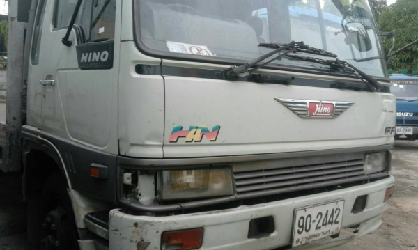 หกล้อ ฮีโน่ FF3H195 พื้นเรียบ ช่วงยาว7.20ม สภาพดีเดืมๆพร้อมใช้งาน ทะเบียนพร้อมโอน