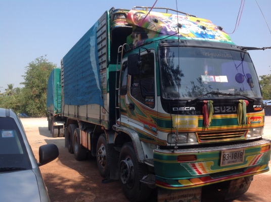 ขายเดก้า 320 ดัมปิเนียมเเม่ลูก สวยๆครับ มี 2 พ่วงจะเหมาหรือเเยกก็ได้ สนใจติดต่อ 0817796679 แชมป์