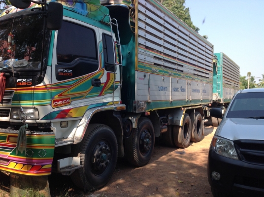 ขายเดก้า 320 ดัมปิเนียมเเม่ลูก สวยๆครับ มี 2 พ่วงจะเหมาหรือเเยกก็ได้ สนใจติดต่อ 0817796679 แชมป์