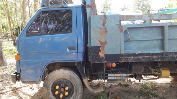 6ล้อดัมพ์ 115เเรง ISUZU NPR59LU5-7102036 รถห้างเเท้เล่มทะเบียพร้อม