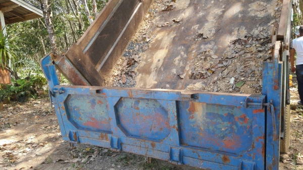 6ล้อดัมพ์ 115เเรง ISUZU NPR59LU5-7102036 รถห้างเเท้เล่มทะเบียพร้อม