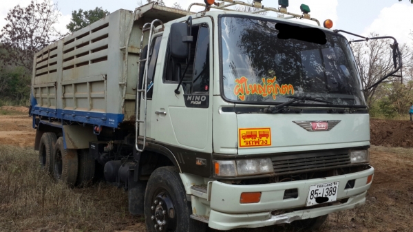 ขายดาวน์FM3MNLD 240แรงปี46สองเพลาดั้มสภาพใช้งานซ่อมแซมนิดหน่อยรถใช้งานอยู่โทร0856842587