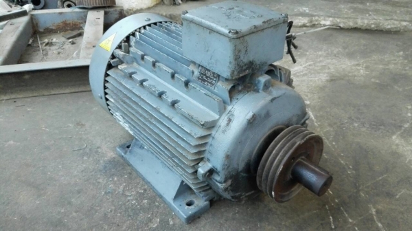 Sell>> มอเตอร์ ATB Made in Germany 25 HP. 2940 RPM. 380V. สภาพสวยสดใหม่วิ่งเงียบพร้อมใช้งาน.