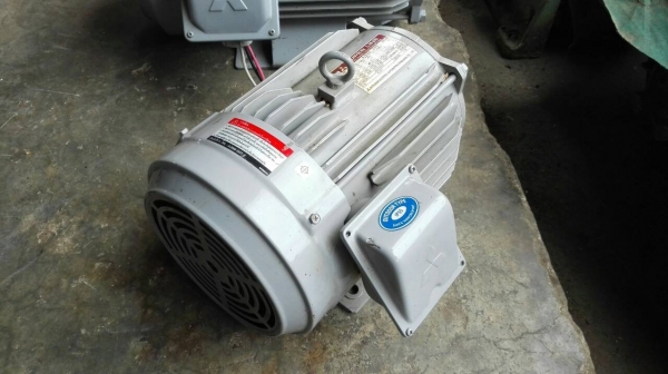 ==== SOLD ==== มอเตอร์ Mitsubishi 3 HP. 1430 RPM. 380V. Type SF-JR สภาพสวยสดใหม่ เดิมๆ วิ่งเงียบพร้อมใช้งาน.