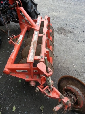 คูโบต้า L3008 4 WD ใบมีดตราช้าง ทำงาน 578 ชั่วโมง..เล่มทะเบียนพร้อม