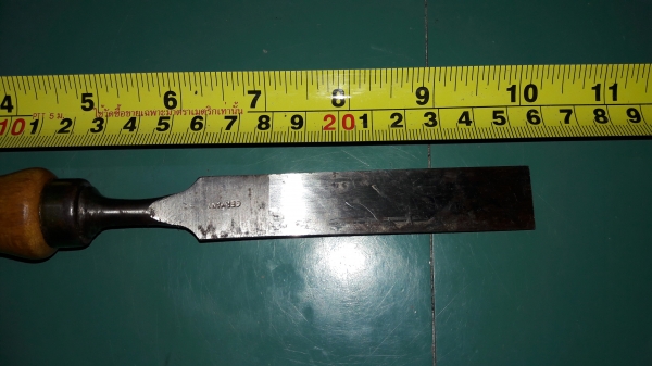 ขายสิ่วจระเข้สามดาวเยอรมัน 3/4" งานเก่าเก็บด้ามไม้ Made in Germany. ขายสิ่วจระเข้สามดาวเยอรมัน 3/4" งานเก่าเก็บด้ามไม้ Made in Germany.