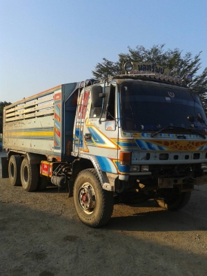 สิบล้อ อีซูซุ JCM165เทอร์โบ ดั้ม12ตันกะบะมีเนียม ช่วงล่าง 2เพาใหญ่ เกียร์อีตั่น10สปีส สโลส ทิฟฟี พ.เวอร์ สภาพดีใช้ประจำพร้อมลุย JCM-วางหัวร็อค-ยังไม่ลงเล่ม-เอกสารทะเบียนพร้อม ราคาเบาๆ