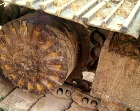 KOMATSU PC 200-5 เอกสารเล่มทะเบียนครบพร้อม ภายในเก๋งสะอาดสวย แอร์เย็น ไฟฟ้าหน้าจอครบ คอนโทรลยาว เครื่องยนต์เดิมๆปั๊มเดิมแห้งดีแรงดีทำงานไม่โหลดครับ ภายนอกบูมอาร์มสวยๆไม่ปะ ช่วงล่างเอวแน่น โรลเลอร์โซ่ใบแทรกสภาพดีโดยรวมประมาณ 65\% พร้อมใช้งานได้เลย ราคาต่อรอ