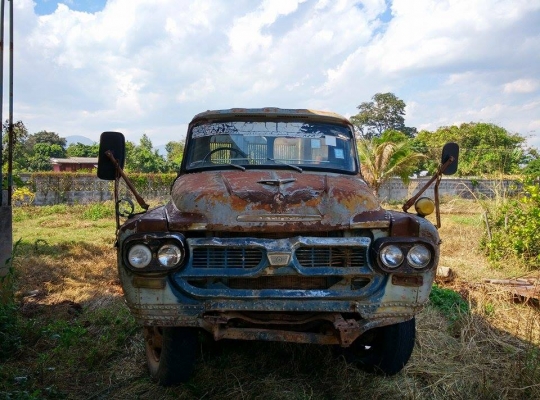 6 ล้อ isuzu เทเลอร์ถูกๆ