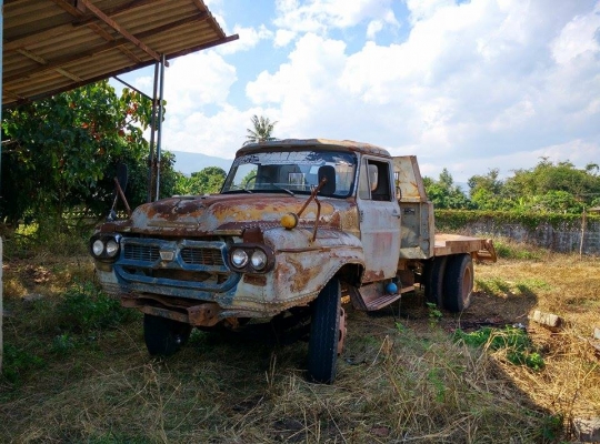 6 ล้อ isuzu เทเลอร์ถูกๆ