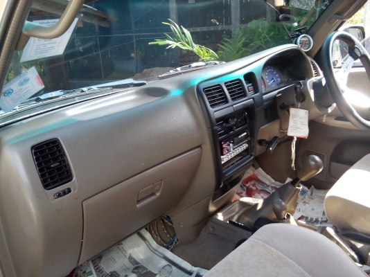 กระะบะโต้โยต้าโฟวิน สวยเดิมๆ( ปี03)  พร้อมใช้งาน เล่มติดมือ..