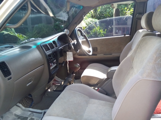 กระะบะโต้โยต้าโฟวิน สวยเดิมๆ( ปี03)  พร้อมใช้งาน เล่มติดมือ..