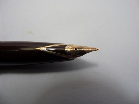 ปากกา SHEAFFER (หมึกซึม ปากทองคำแท้ 14K) ปากกา SHEAFFER (หมึกซึม ปากทองคำแท้ 14K)