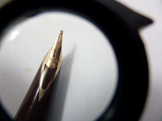 ปากกา SHEAFFER (หมึกซึม ปากทองคำแท้ 14K) ปากกา SHEAFFER (หมึกซึม ปากทองคำแท้ 14K)