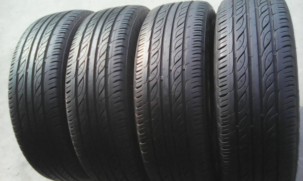 195/60R15 firestone TZ700 ปี14 ชุด 4 เส้น tel.081-427-3941 ไอดีไลน์ autobot107 195/60R15 firestone TZ700 ปี14 ชุด 4 เส้น tel.081-427-3941 ไอดีไลน์ autobot107
