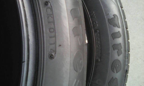 195/60R15 firestone TZ700 ปี14 ชุด 4 เส้น tel.081-427-3941 ไอดีไลน์ autobot107 195/60R15 firestone TZ700 ปี14 ชุด 4 เส้น tel.081-427-3941 ไอดีไลน์ autobot107