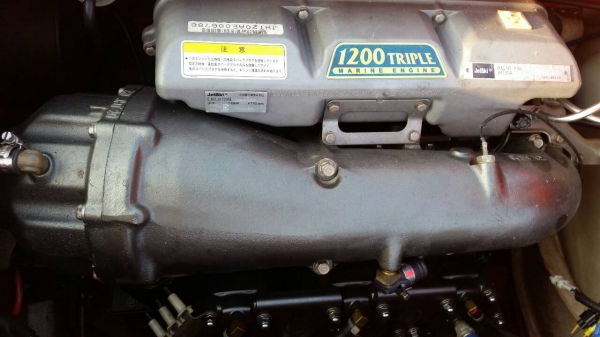 ขาย - เจ๊ตสกี เก่านอก สภาพสวย ขาย - เจ๊ตสกี เก่านอก สภาพสวย