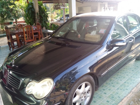 ขายรถเบนร์ C108  รถครูใช้งานน้อย สภาพรถสวยมาก เล่มติดมือ...พร้อมโอน