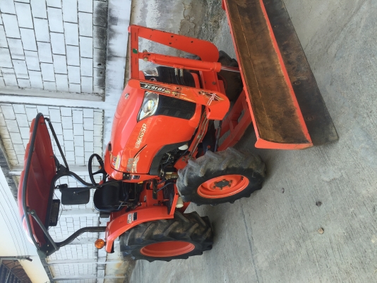 ขาย L3608sp. เดิมๆสวยๆ ชั่งโมงน้อยครับ รถปีกว่า