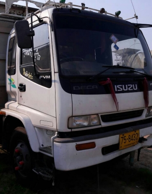 สิบล้อ อีซูซุ FVM33N2-200ยูโร2ปี47ช่วงยาว6.50ม พื้นเรียบ สภาพสวยบางเดิมพร้อมใช้ ทะเบียนพร้อมโอน สิบล้อ อีซูซุ FVM33N2-200ยูโร2ปี47ช่วงยาว6.50ม พื้นเรียบ สภาพสวยบางเดิมพร้อมใช้ ทะเบียนพร้อมโอน