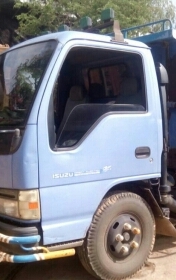 หกล้อ อีซูชุ NKR130 ดั้ม,5คิว สภาพดีสวยพร้อมใช้ ทะเบียนพร้อมโอน หกล้อ อีซูชุ NKR130 ดั้ม,5คิว สภาพดีสวยพร้อมใช้ ทะเบียนพร้อมโอน