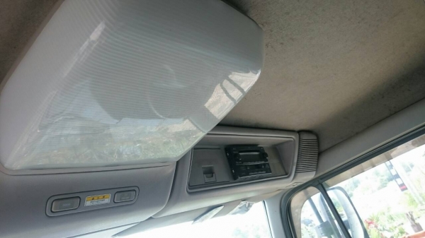 HINO WEICHAI หัวลากมาตรฐาน300แรงม้า3เพลา6ล้อยาง10เส้นปี2552 HINO WEICHAI หัวลากมาตรฐาน300แรงม้า3เพลา6ล้อยาง10เส้นปี2552