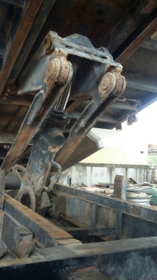 ขายรถบรรทุก 10 ล้อดัมพ์ ISUZU DECA 270 แรงม้าปี 2547 มีระบบลากพ่วง เครื่องดำ ราคา 1400000