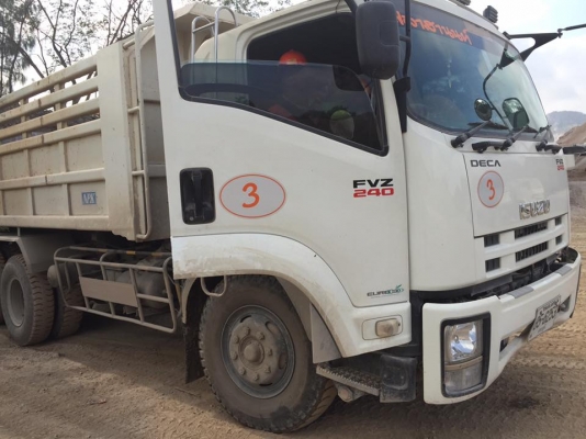 10ล้อดั้มปี57 เลขไมล์30,000กม.ราคาถูกสุดๆสนใจติดต่อ 081-2659193