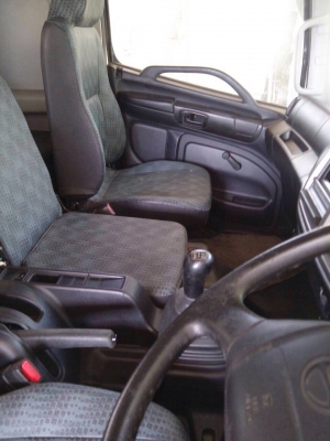 ขายรถโม่ปูนฮีโน่ 6 ล้อ 220 โม่ 4 คิว วิ่ง 7 หมื่น สภาพสวย ปี 54