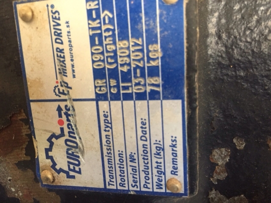 ขายรถโม่ปูนฮีโน่ 6 ล้อ 220 โม่ 4 คิว วิ่ง 7 หมื่น สภาพสวย ปี 54