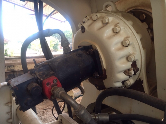 ขายรถโม่ปูนฮีโน่ 6 ล้อ 220 โม่ 4 คิว วิ่ง 7 หมื่น สภาพสวย ปี 54