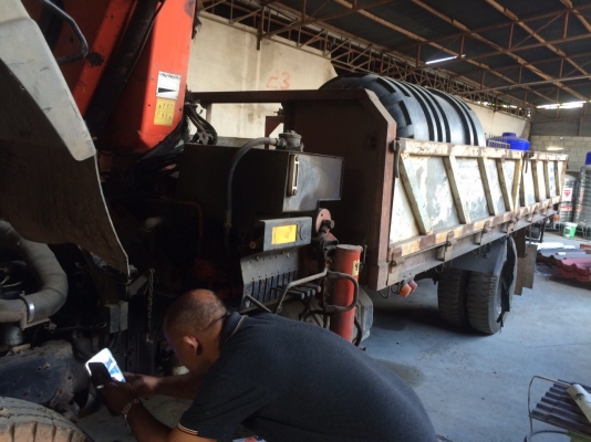 ขายรถ 6 ล้อ ฮีโน่ FD ติดเฮี๊ยบ 185 แรง ยาว 7 ม. สภาพดี จัดแนนท์ได้ครับ สนใจติดต่อได้ที่ 081-9420141 , 081-5715326 ขายรถ 6 ล้อ ฮีโน่ FD ติดเฮี๊ยบ 185 แรง ยาว 7 ม. สภาพดี จัดแนนท์ได้ครับ สนใจติดต่อได้ที่ 081-9420141 , 081-5715326