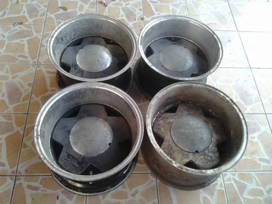 ขายล้อ 15x8.5 off-30 / 6รู กระบะทั่วไป ขาย 5800 บาท