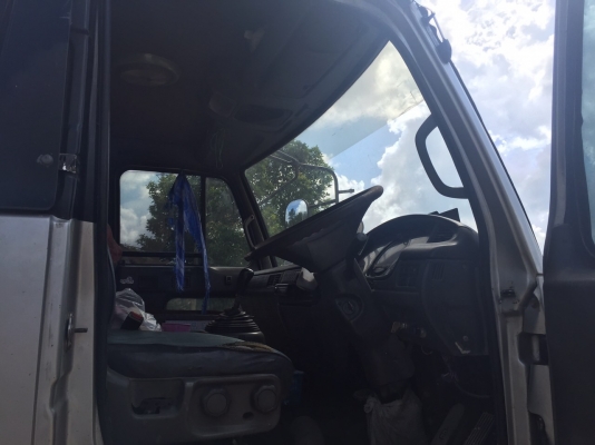 ขาย...10ล้อเพลาเดียวเครื่องพัง Nissan ud. CD10K-00021. ปี2540..