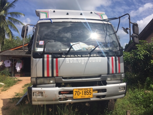 ขาย...10ล้อเพลาเดียวเครื่องพัง Nissan ud. CD10K-00021. ปี2540..