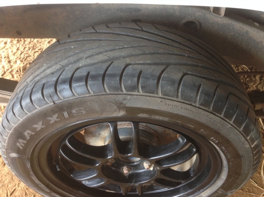 ขายแม็กขอบ17พร้อมยาง